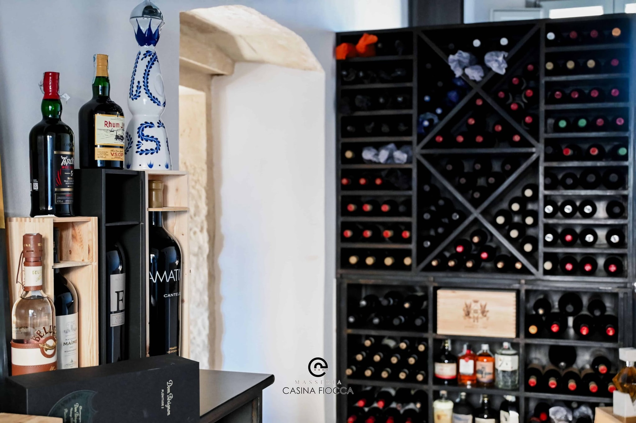 Bar & Winery